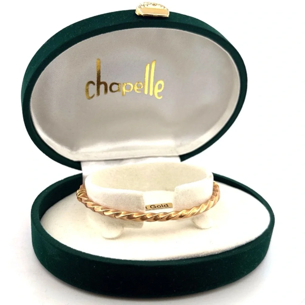 Chapelle 9K Yellow Gold Twisted Hinged Vintage Bracelet 6.75